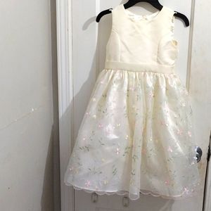 Little girls dress
